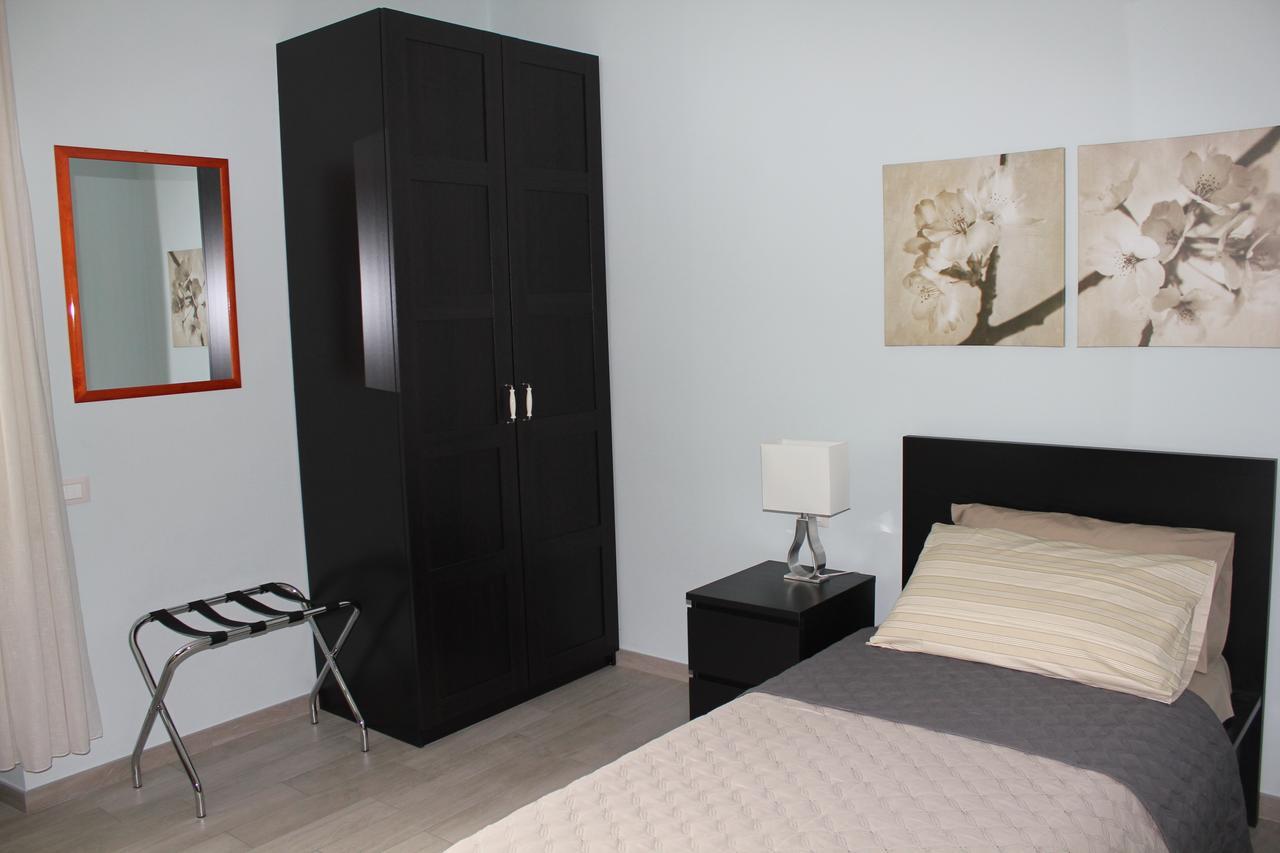 B&B Il Giardino In Citta - Parcheggio Privato Gratuito Φότζια Εξωτερικό φωτογραφία
