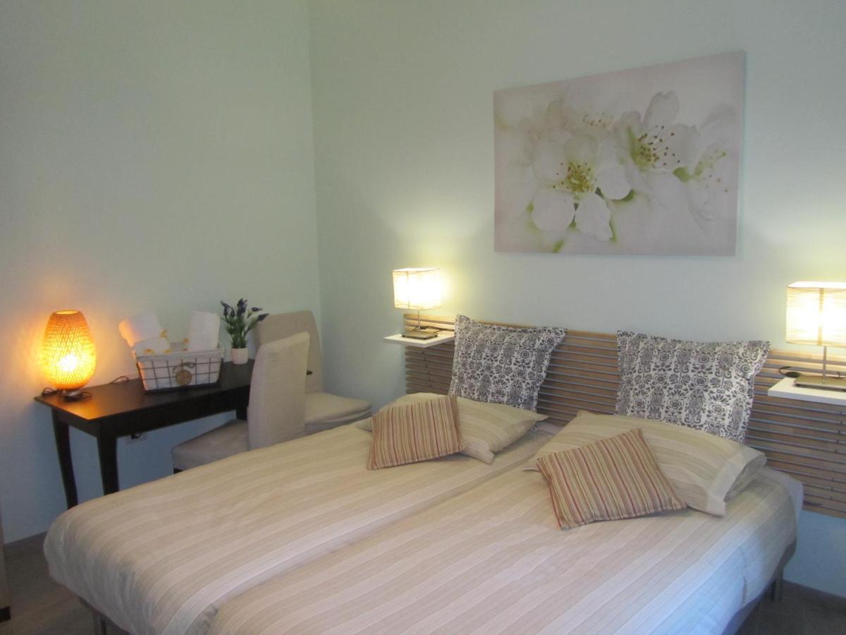 B&B Il Giardino In Citta - Parcheggio Privato Gratuito Φότζια Δωμάτιο φωτογραφία